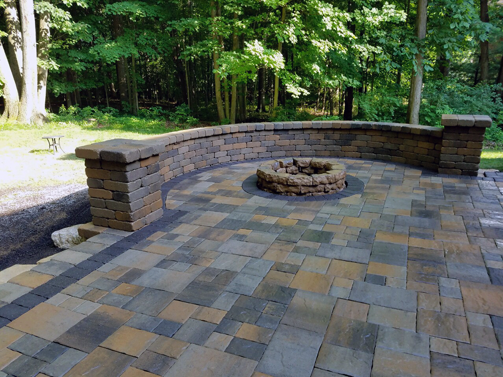 Large Platform Pavers | Distinctive Outdoor Concepts